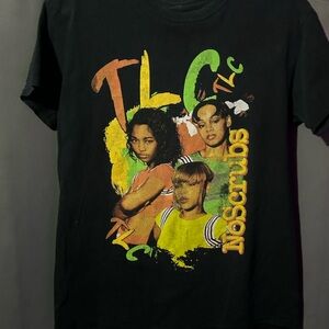 TLC No Scrubs black vintage worn Graphic T-Shirt